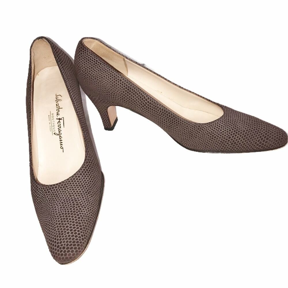 Vintage Salvatore Ferragamo Pumps 6B Brown Textured Reptile Kitten Italy 80s 90s